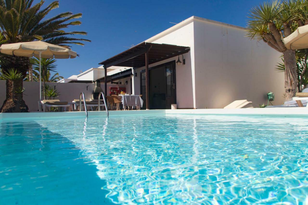 Reina * Costa Teguise