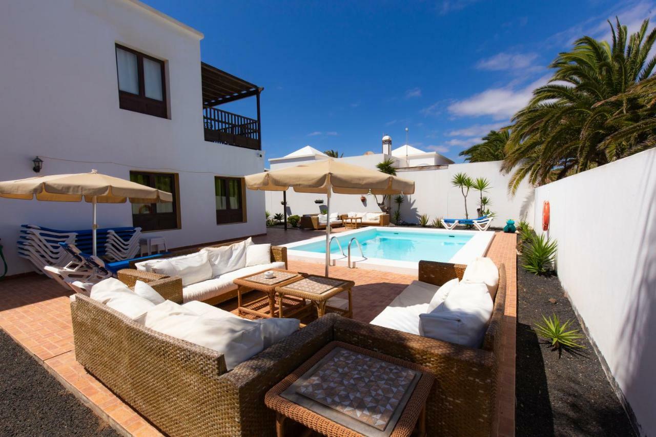 Reina * Costa Teguise